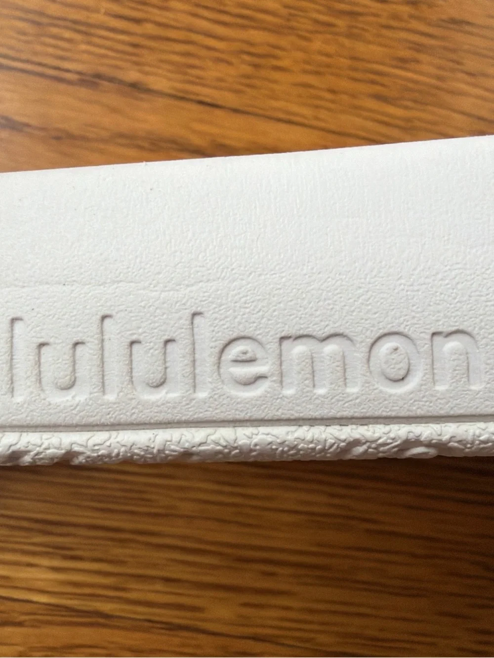 Like New - Lululemon Restfeel Slides in White (Men’s 8/Women’s 10)